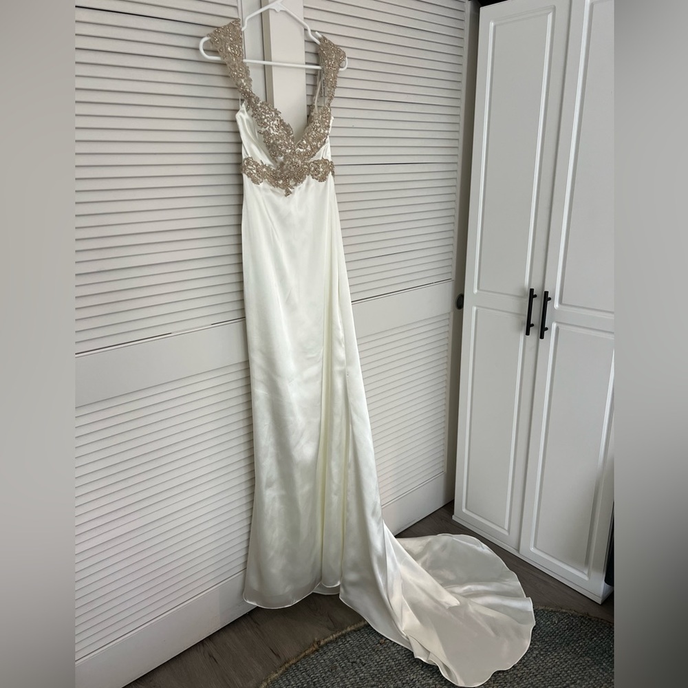 NEW Maggie Sottero Ivory and Gold Dress Size 2. Never been worn